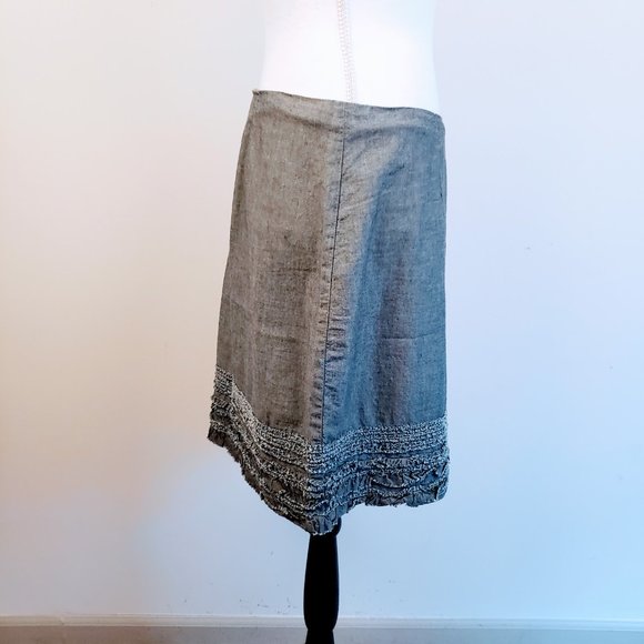 NWOT TOMMY BAHAMA Wisp Skirt, Blue Denim Chambray 100% Cotton Ruffled Hem, 6 - Picture 3 of 12